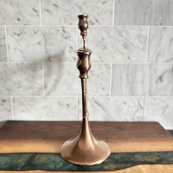 Vintage Brass Hanukkah Menorah, 9 Branch Candelabrum - Picture 5 of 13